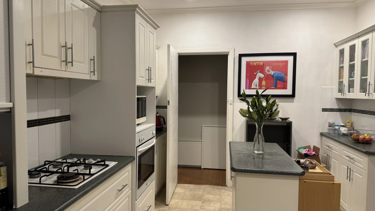 Furnished room in a share house