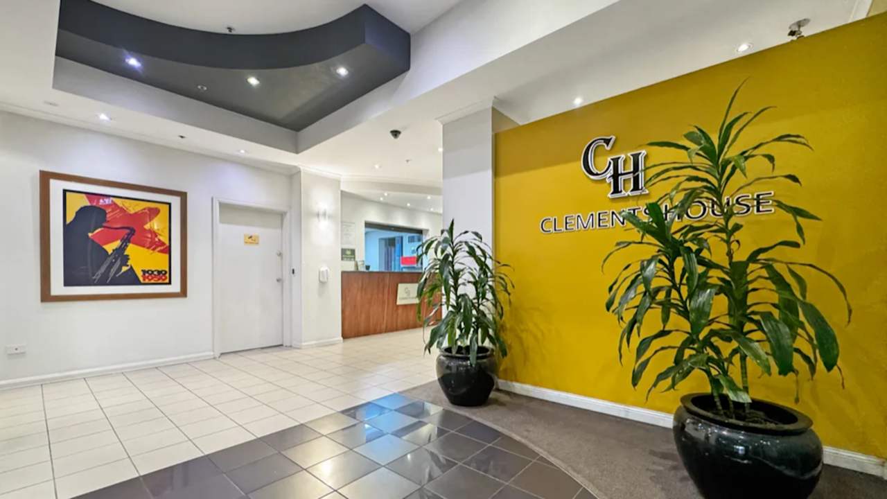 Whole property with 3 rooms for rent