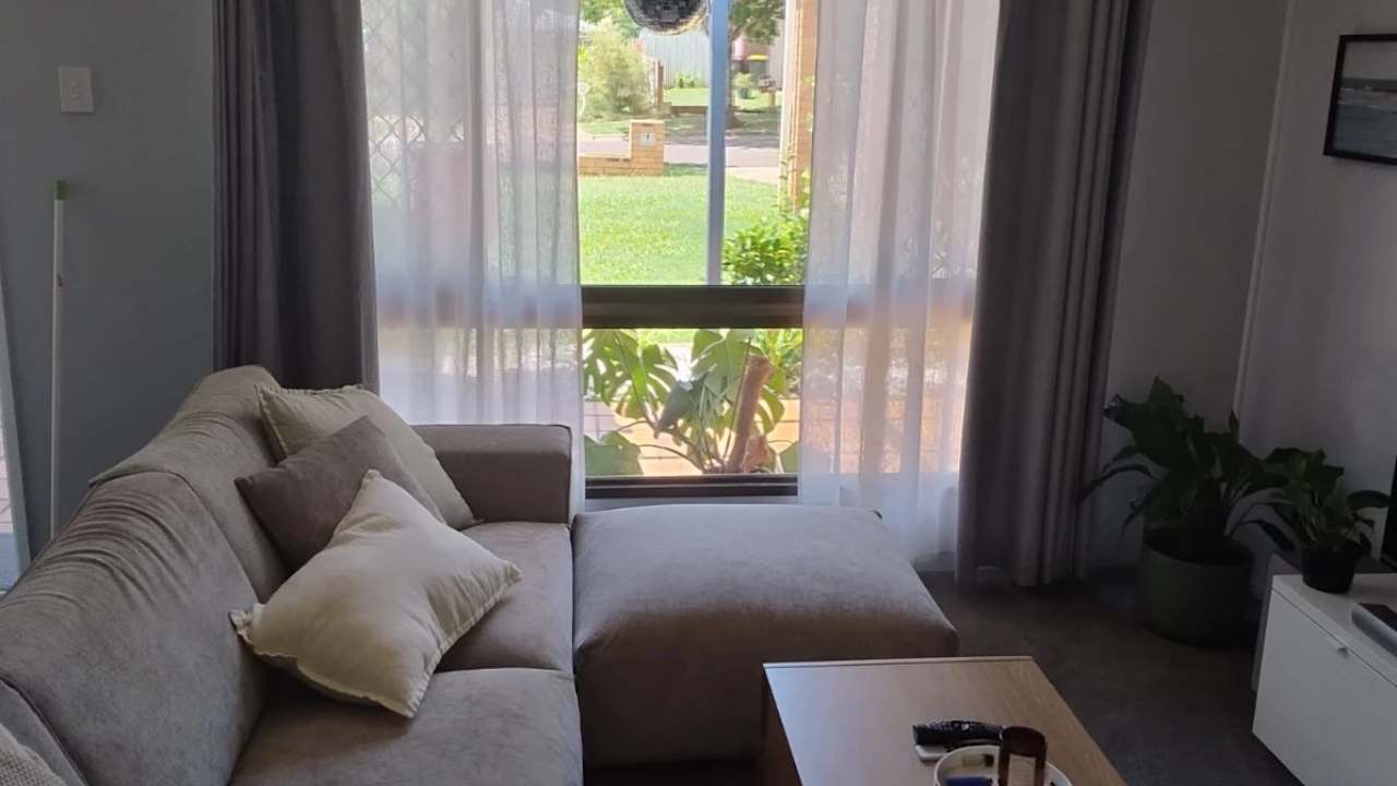 Furnished room with own bathroom
