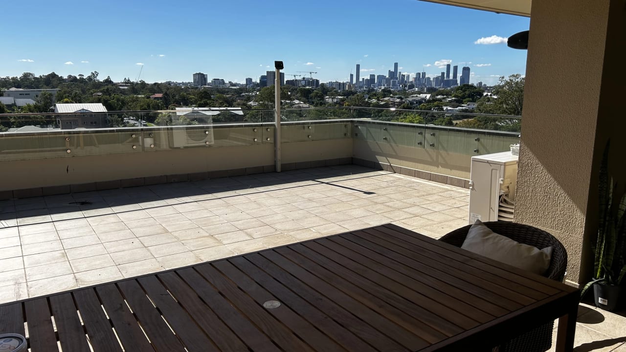 Room with ensuite in a flatshare