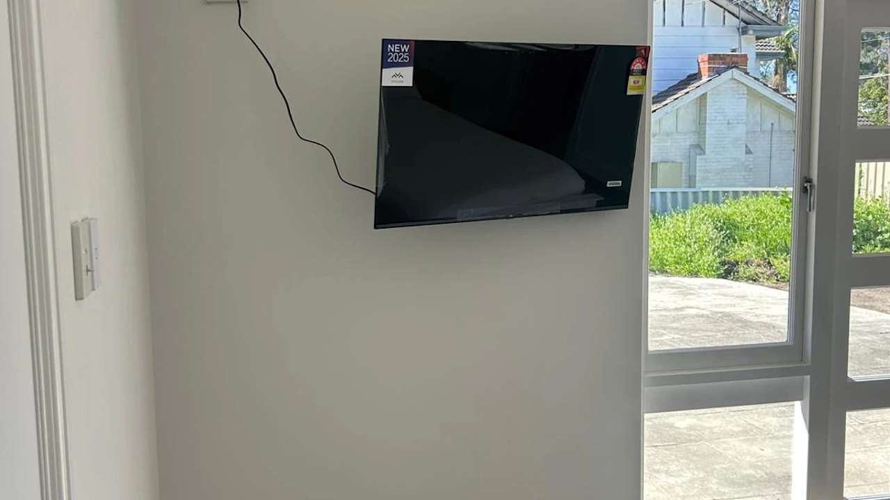 Furnished room with ensuite in a share house