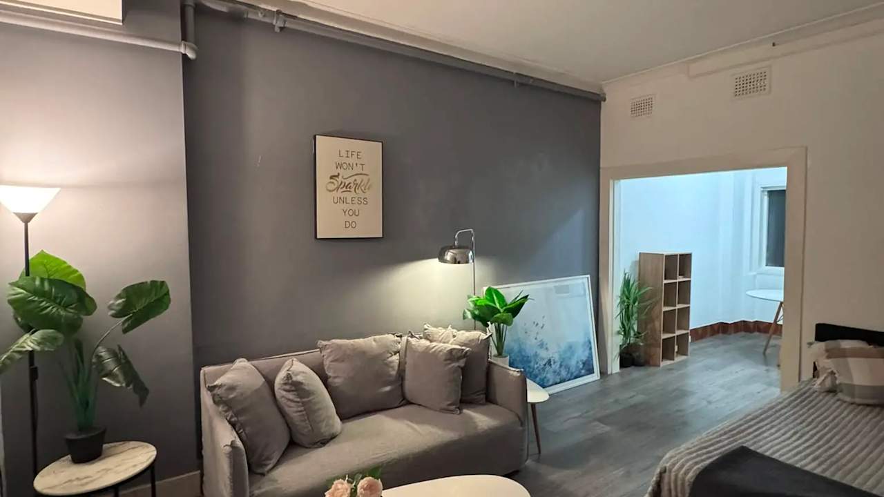 Furnished room studio flat for rent