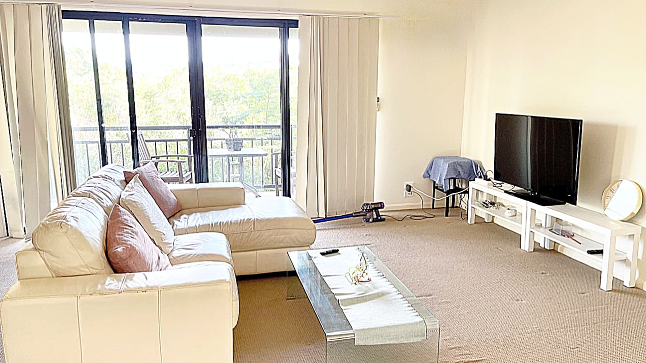 Furnished room with ensuite in a share house