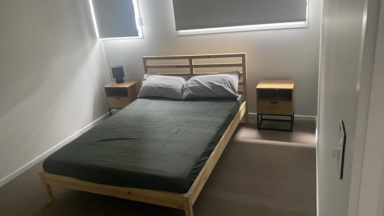Room in a share house
