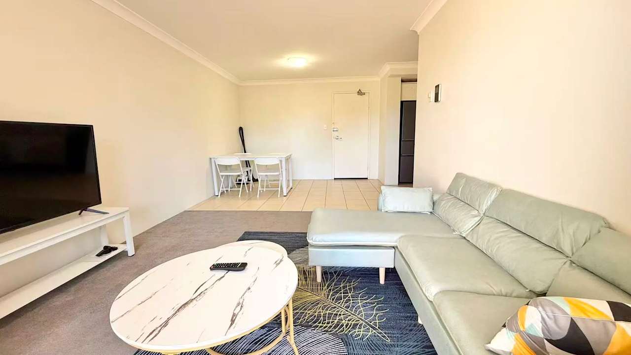 Whole property with 2 rooms for rent