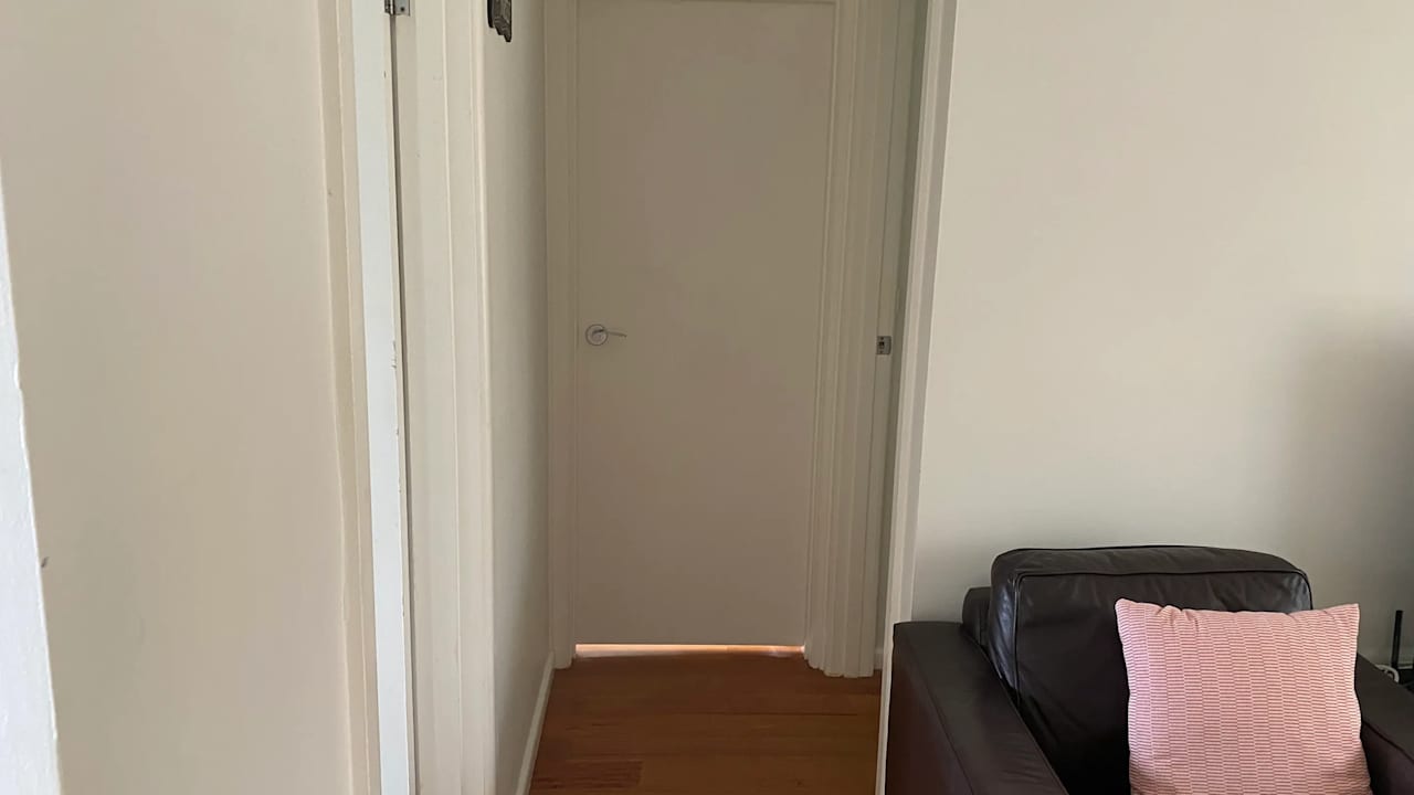 Unfurnished room in a flatshare