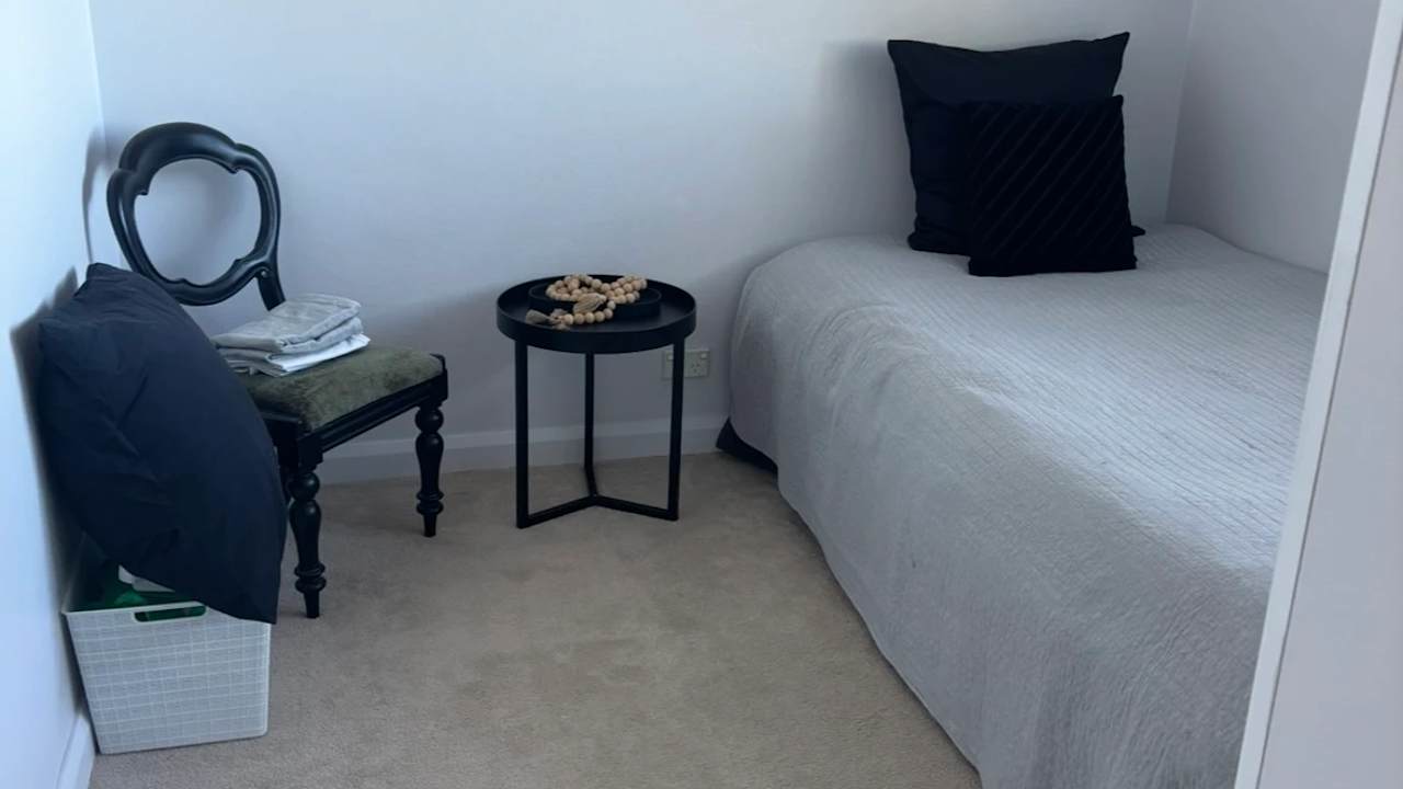 Furnished room in a flatshare