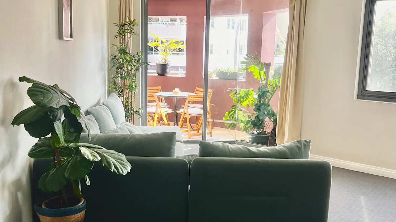Whole property with 2 rooms for rent