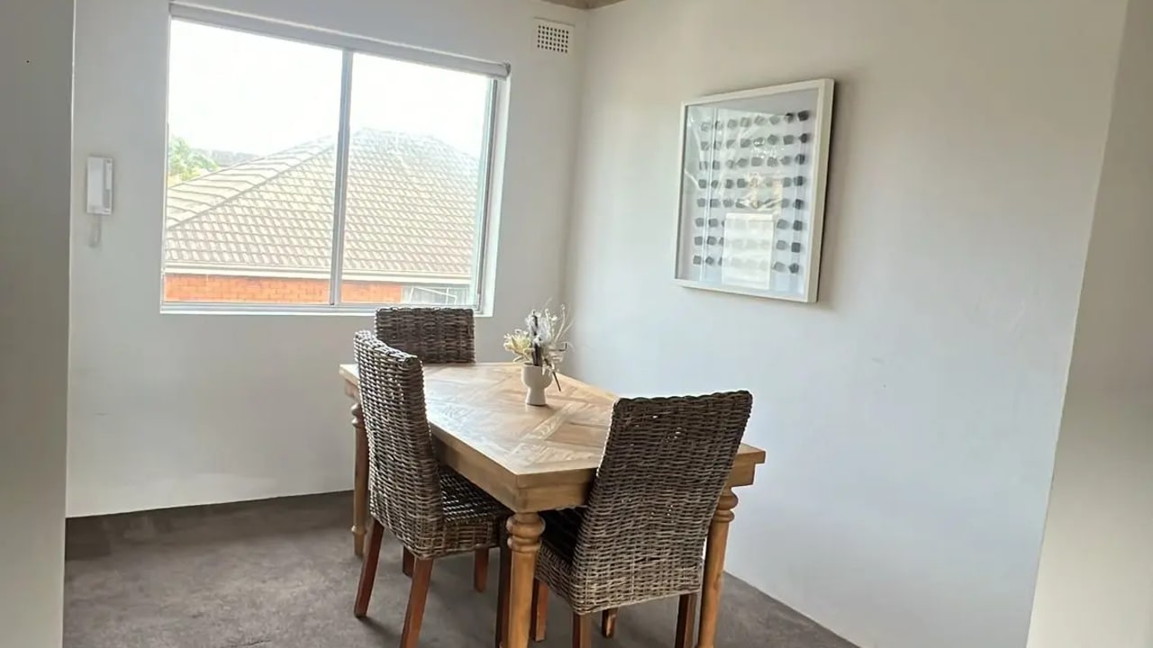 Whole property with 2 rooms for rent