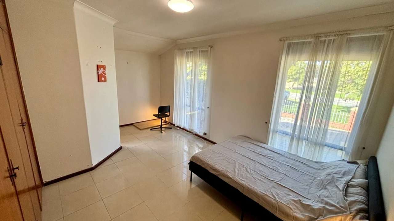 Room with ensuite in a share house