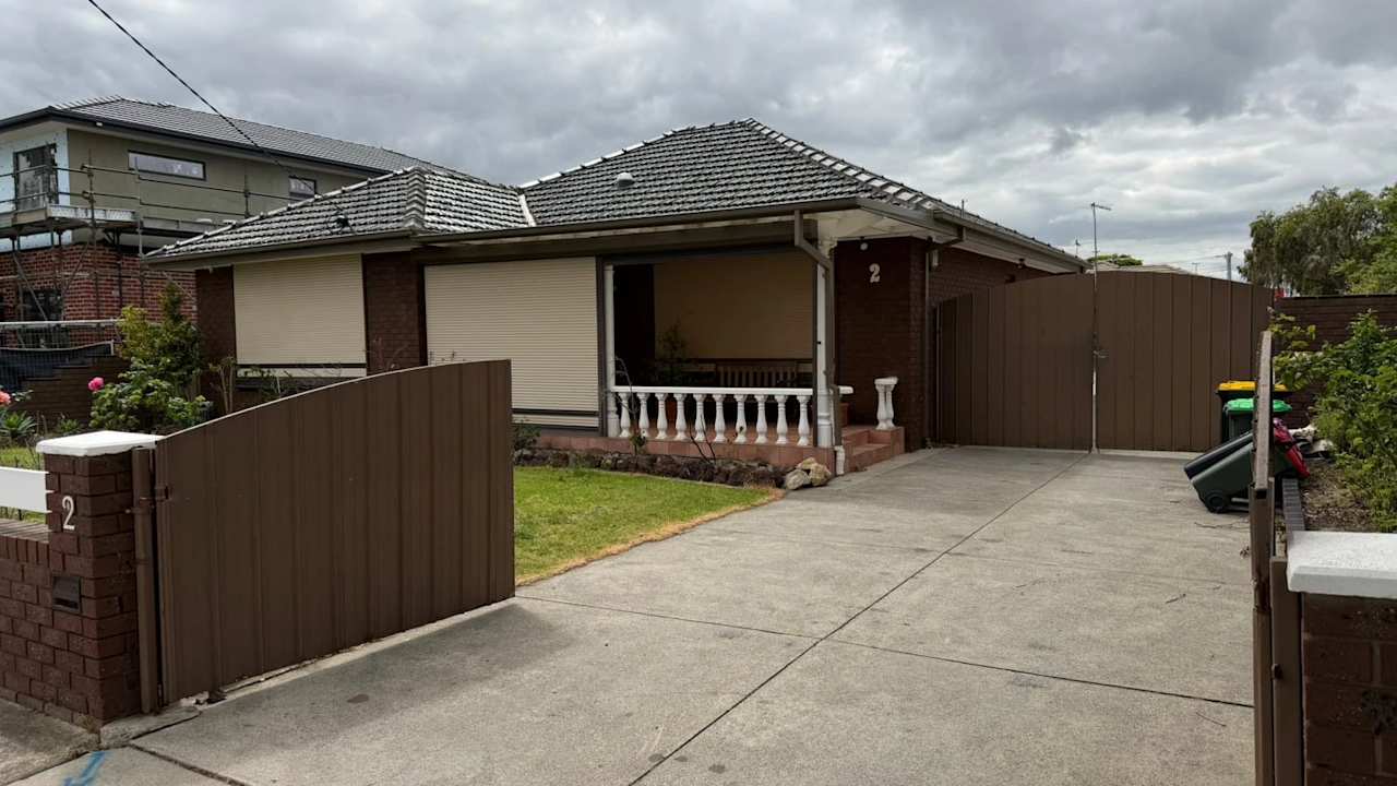 Whole property with 4 rooms for rent