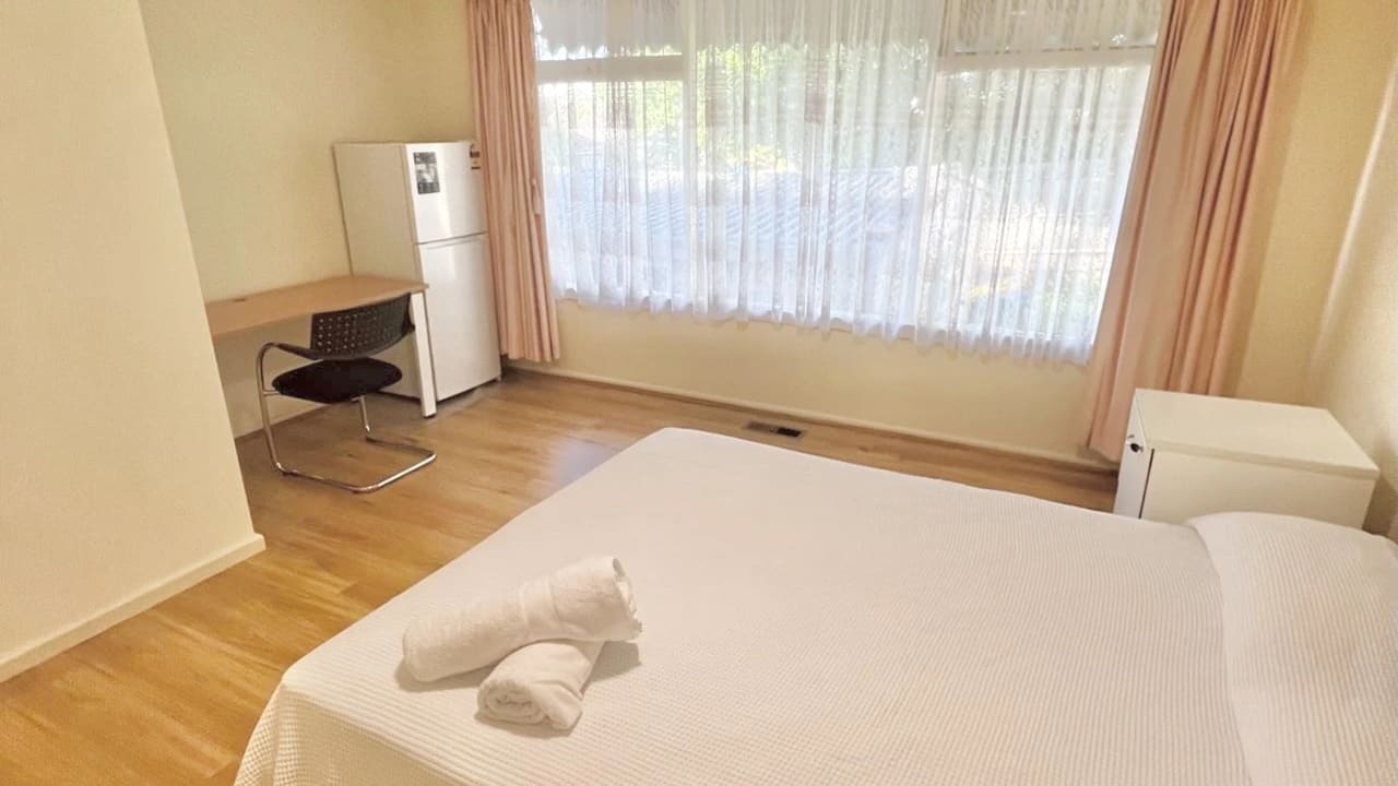Furnished room in a share house