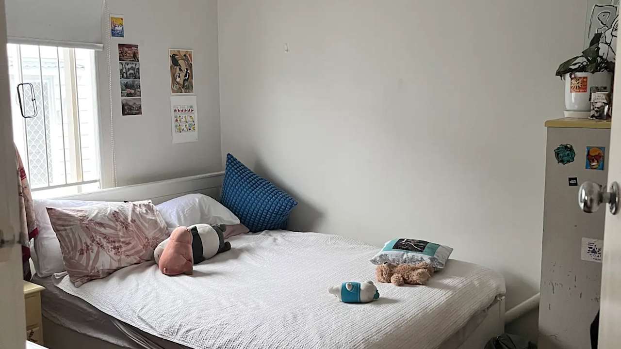 Unfurnished room in a share house