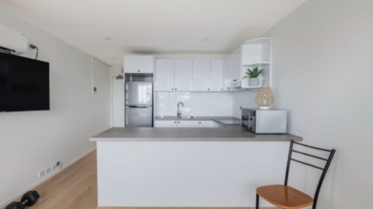 Furnished room studio flat for rent