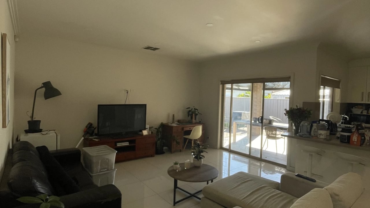 Unfurnished room in a share house