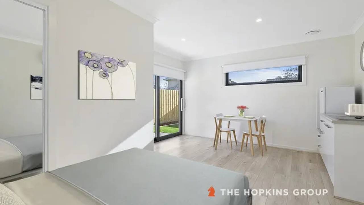 Furnished room with ensuite in a share house