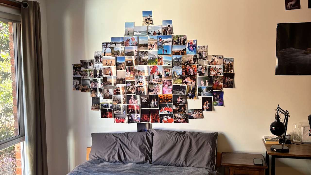 Furnished room in a share house