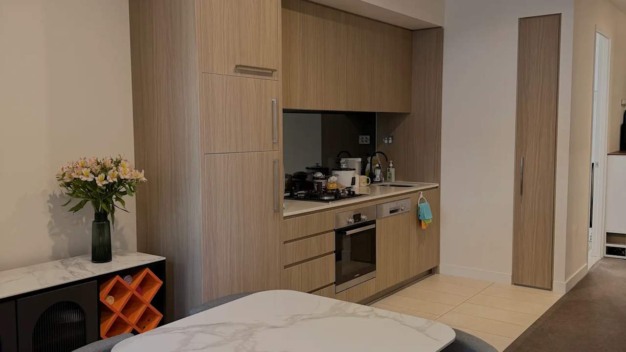 Furnished room in a flatshare