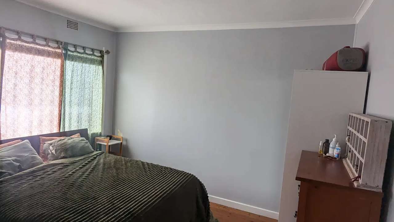 Unfurnished room in a share house