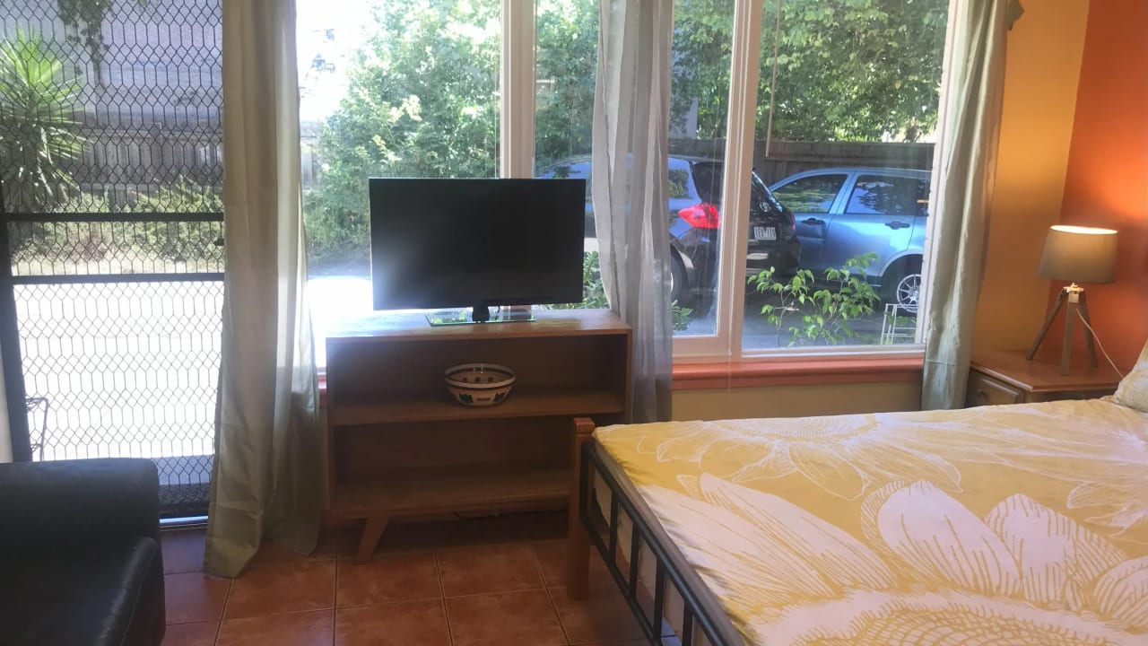 Furnished room studio flat for rent