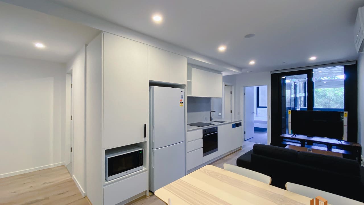 Furnished room with own bathroom