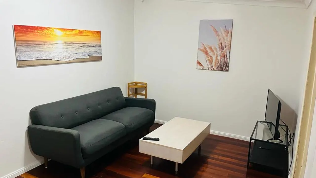 Furnished room in a share house
