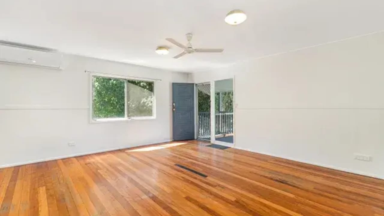 Unfurnished room in a share house
