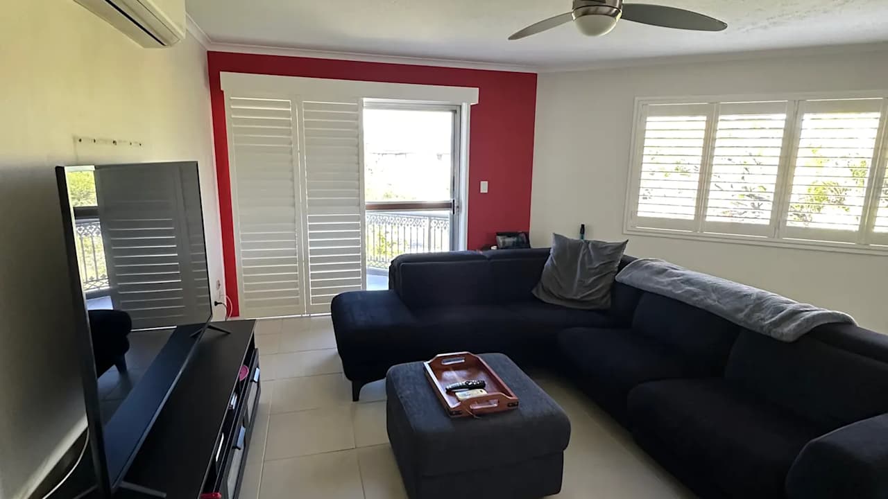 Furnished room in a flatshare