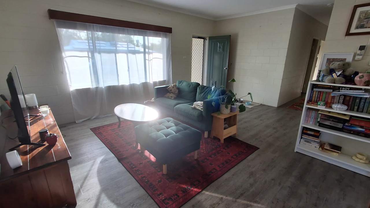 Room in a share house