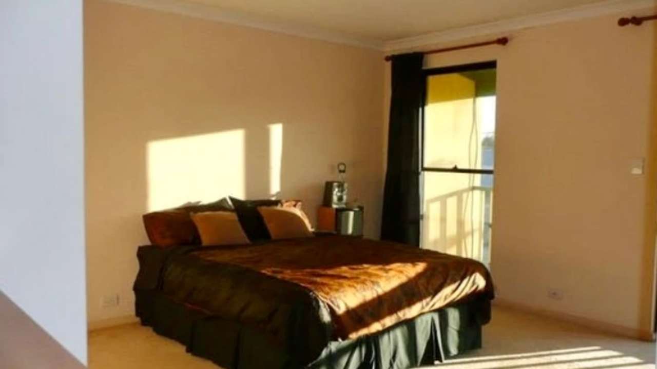 Furnished room with ensuite in a share house