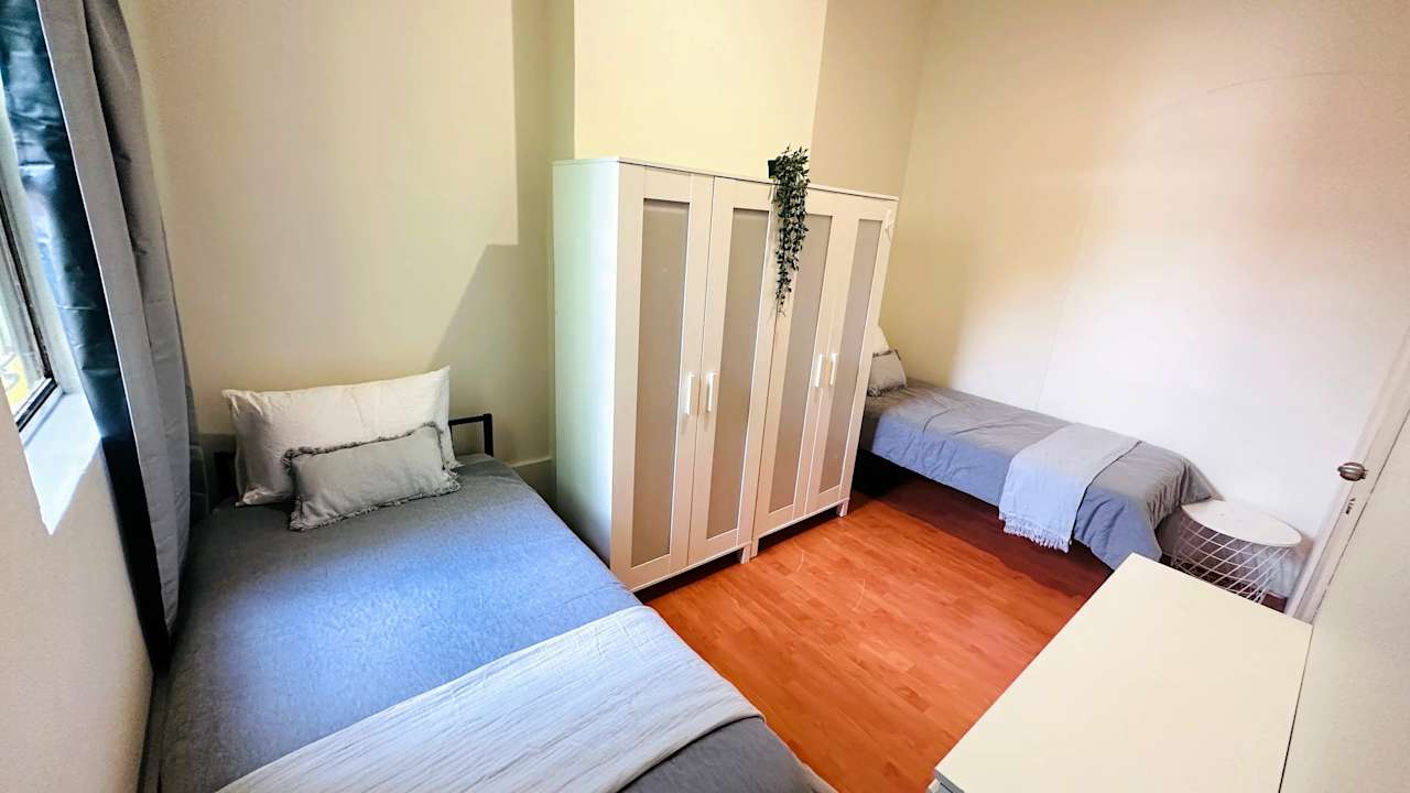 Furnished room in a share house