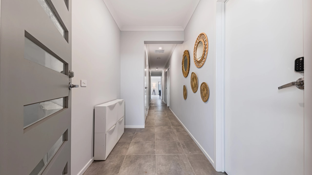 Furnished room with ensuite in a share house