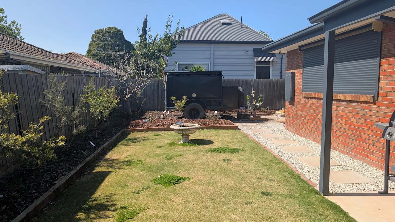 Unfurnished room in a share house