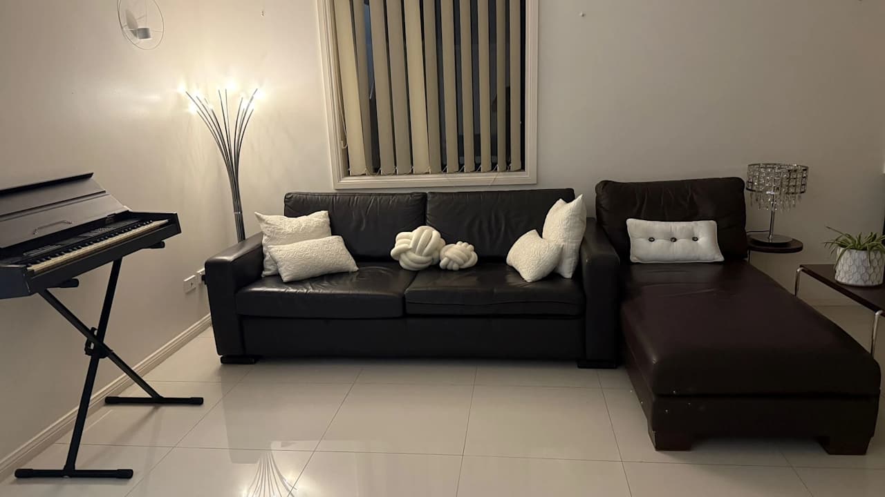 Furnished room with ensuite in a share house