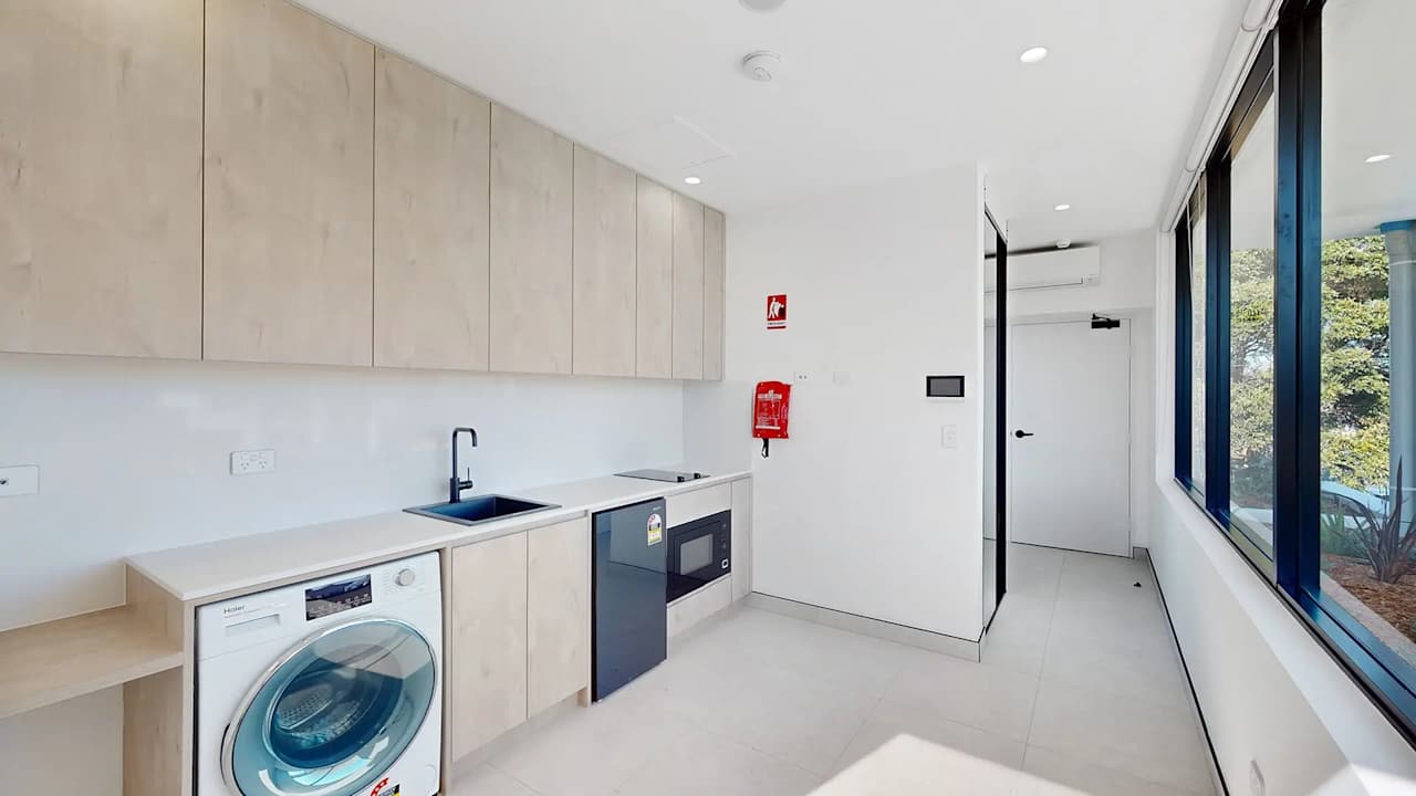 Furnished room studio flat for rent