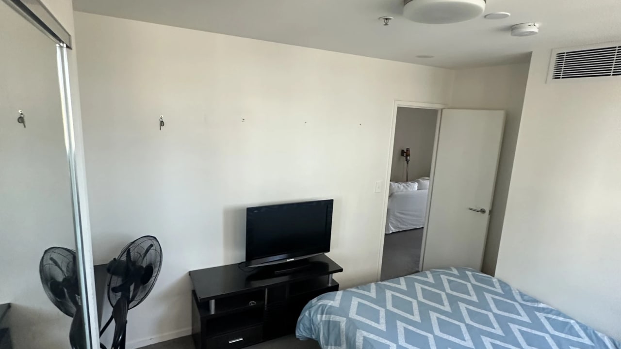 Furnished room with own bathroom