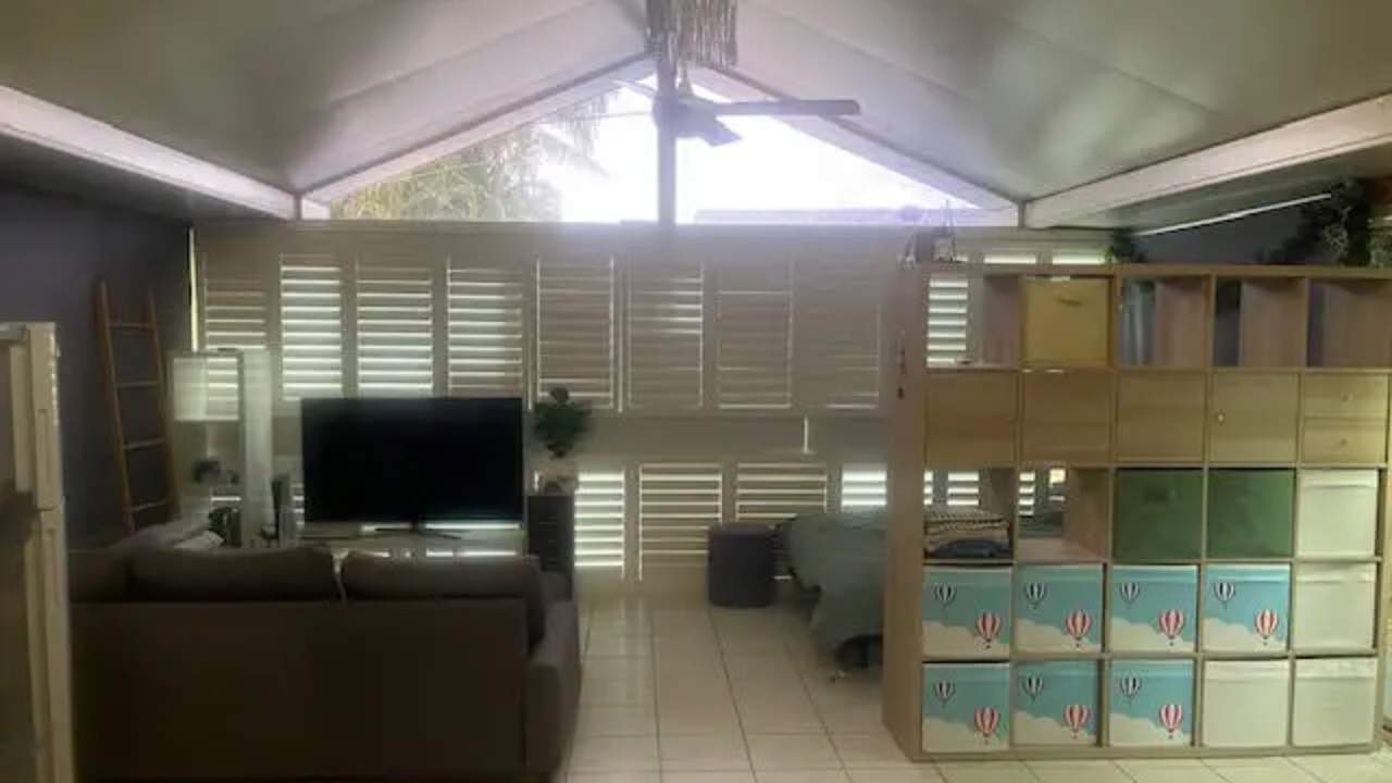 Furnished room with own bathroom