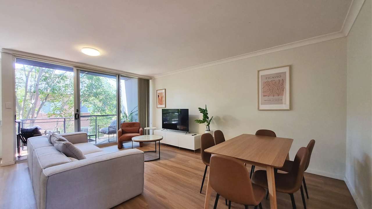 Furnished room with ensuite in a flatshare