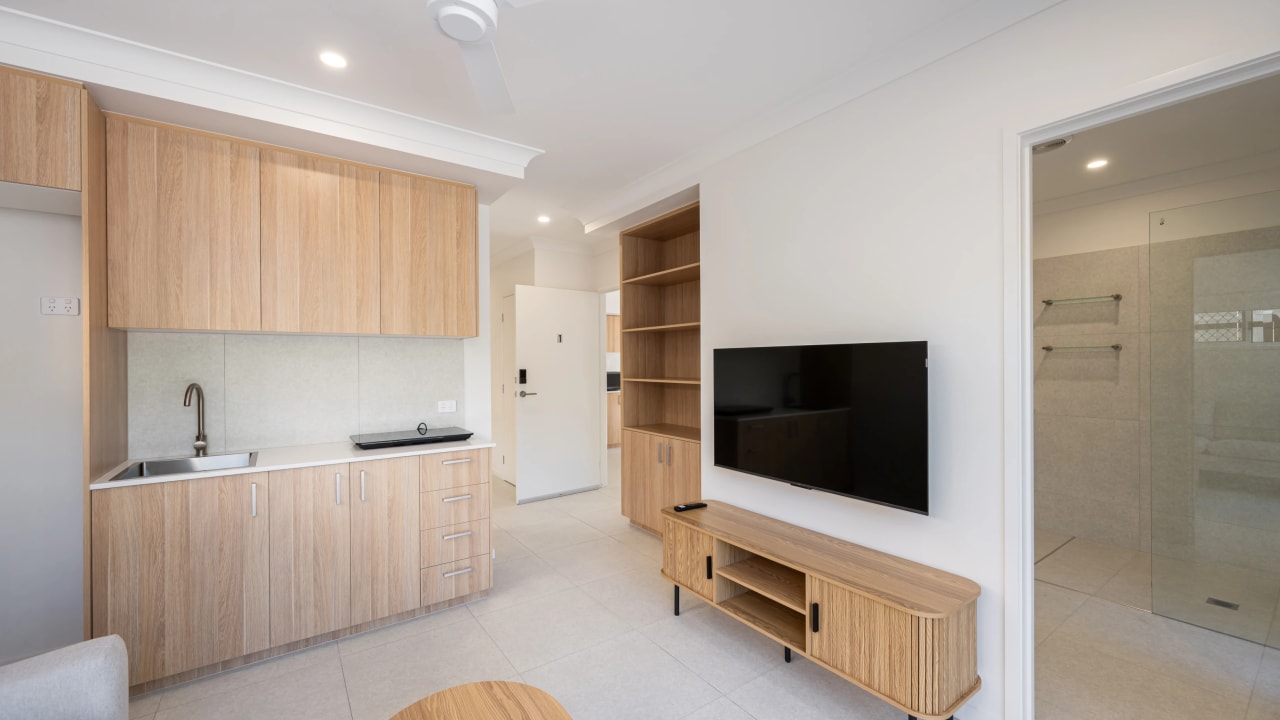 Furnished room studio flat for rent