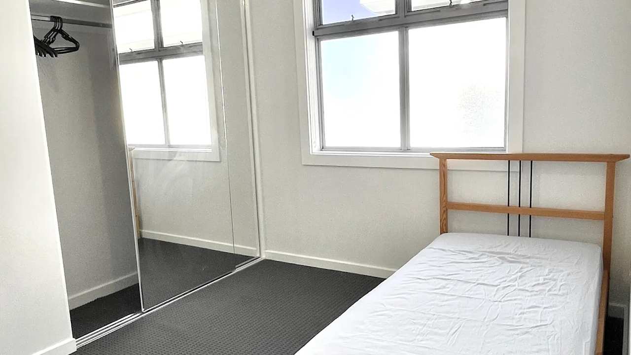 Furnished room in a share house