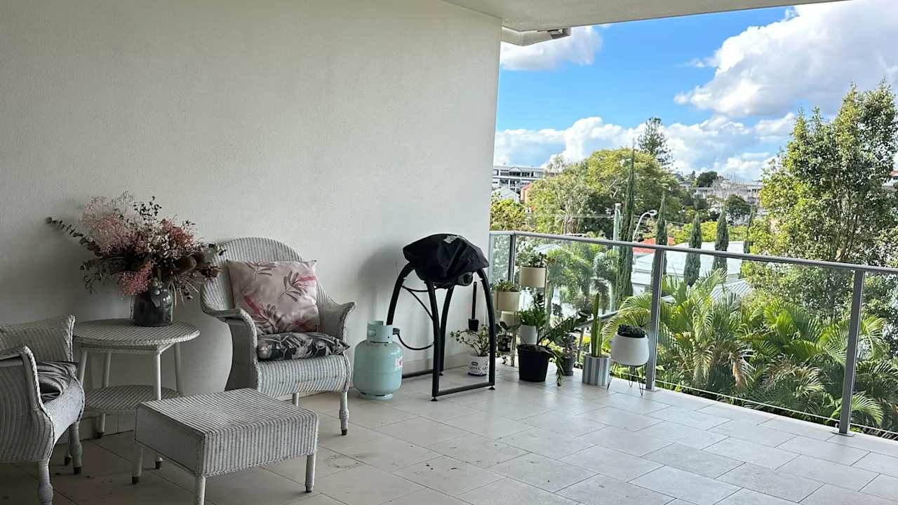 Unfurnished room in a share house