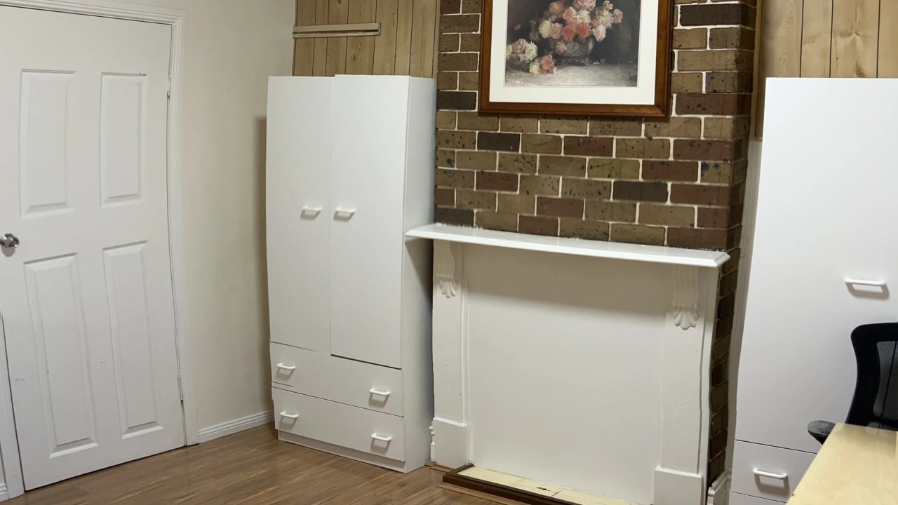 Furnished room in a share house
