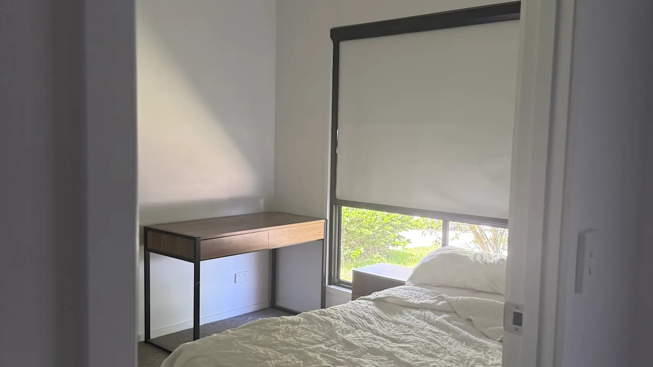 Room in a share house