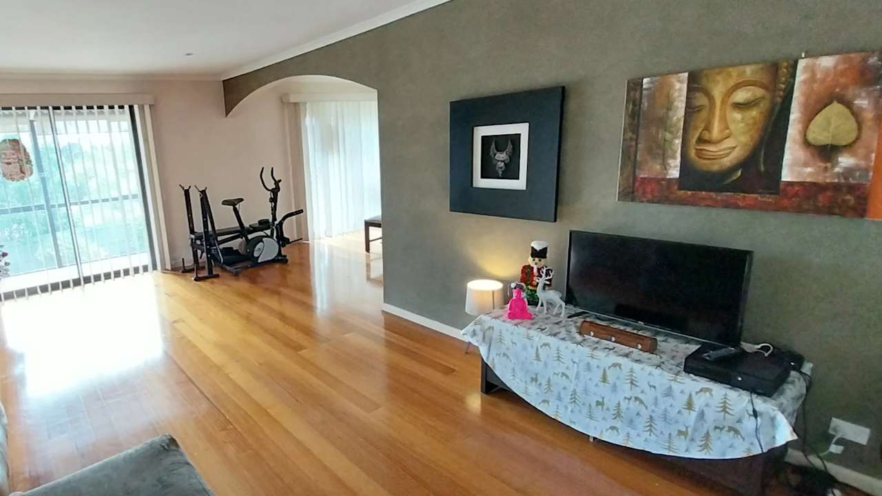 Room in a share house