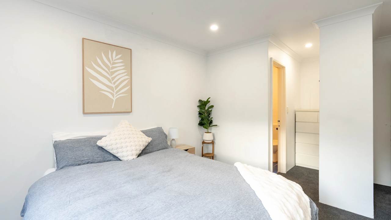 Furnished room with ensuite in a share house