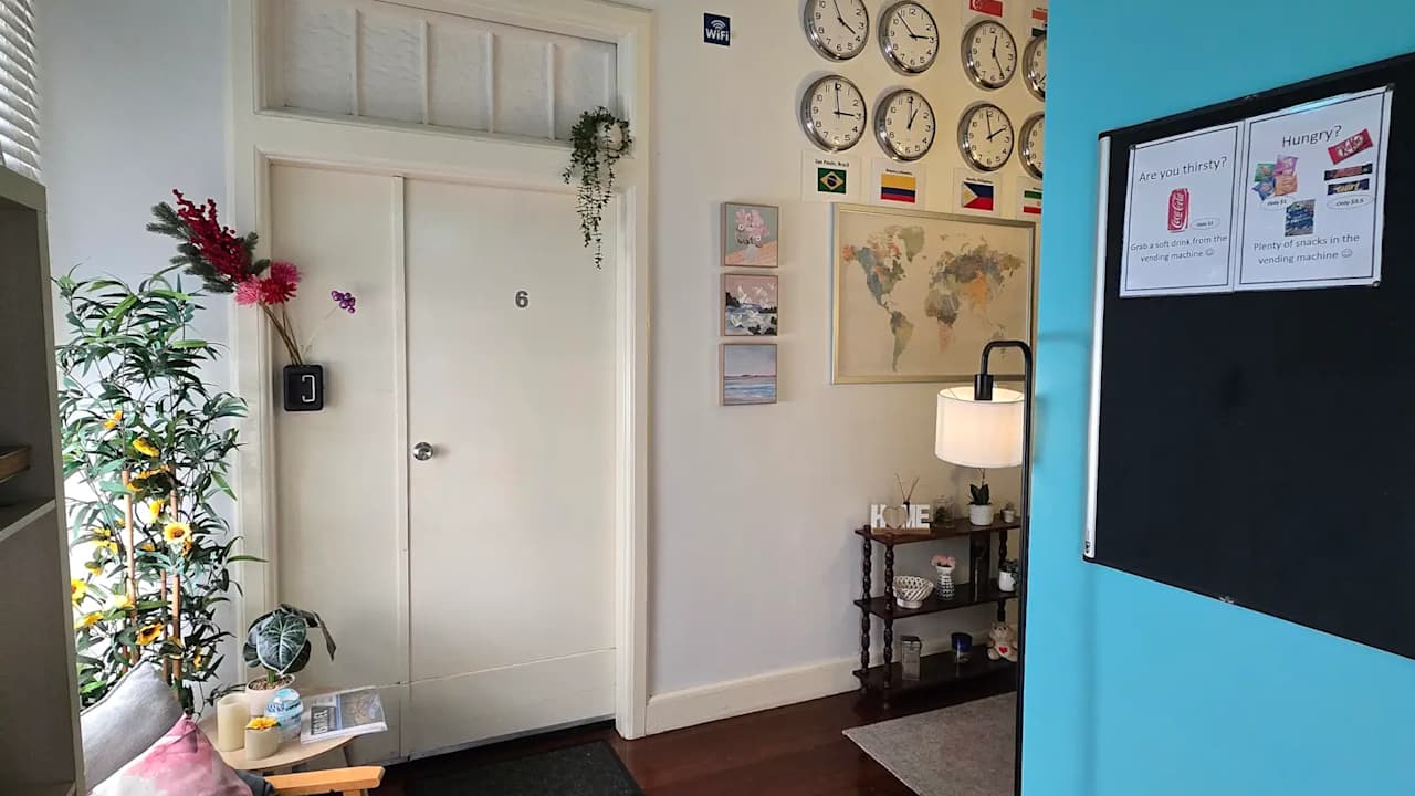 Furnished room studio flat for rent