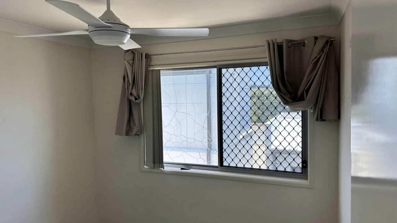 Unfurnished room with own bathroom