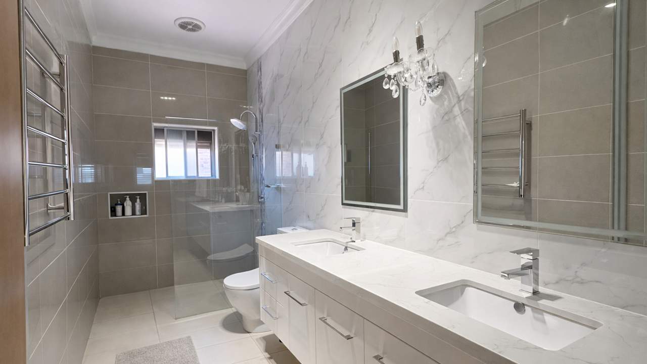 Furnished room in a share house