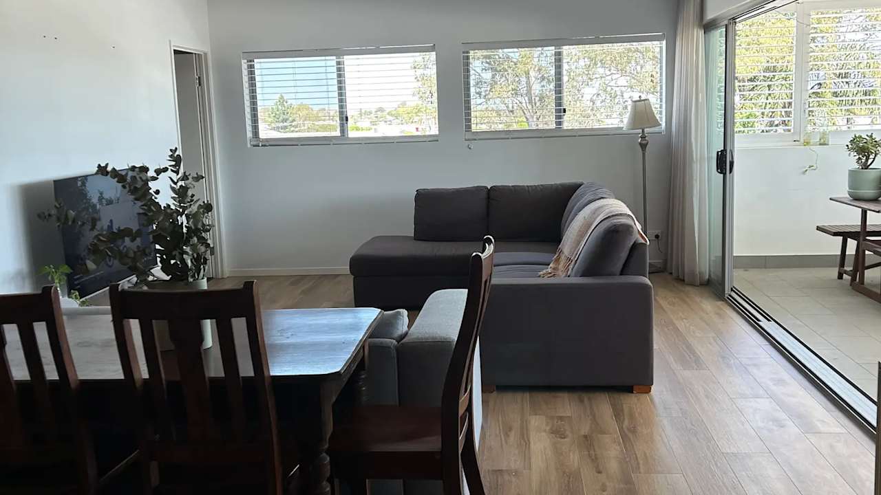 Unfurnished room in a flatshare