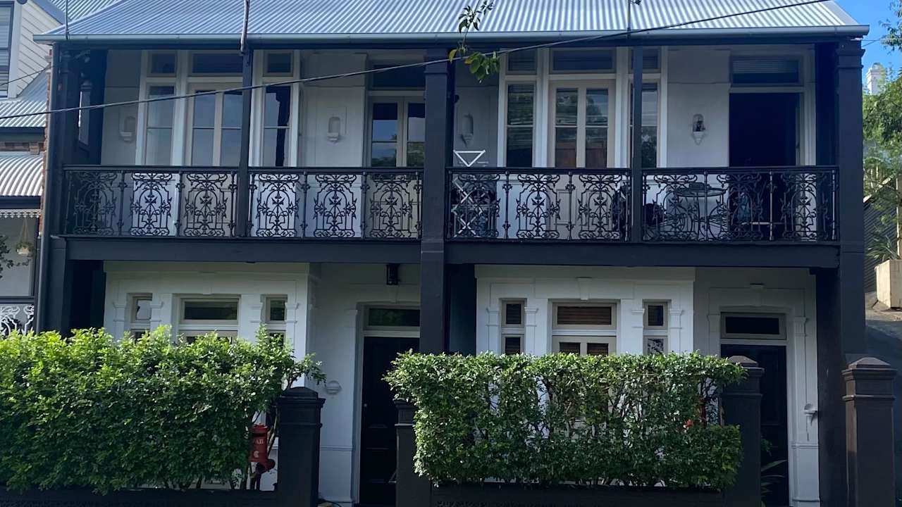 Whole property with 3 rooms for rent